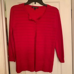 Red 3/4 length sleeve knit cardigan